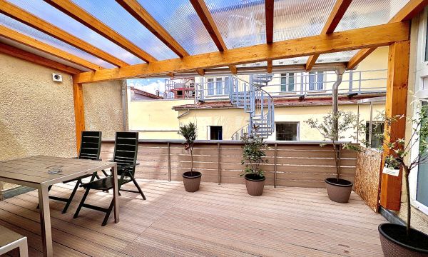 Dachterrasse überdacht Hostel Füssen